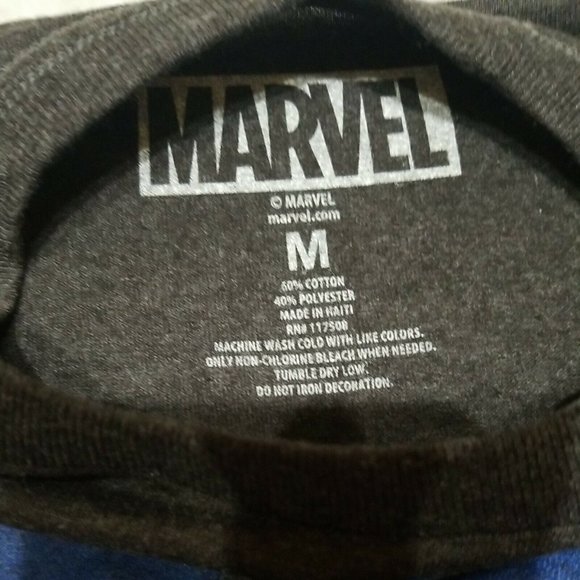 Marvel Comics Deadpool Secret Wars Action Figure T-Shirt Medium NWOT - Picture 3 of 4